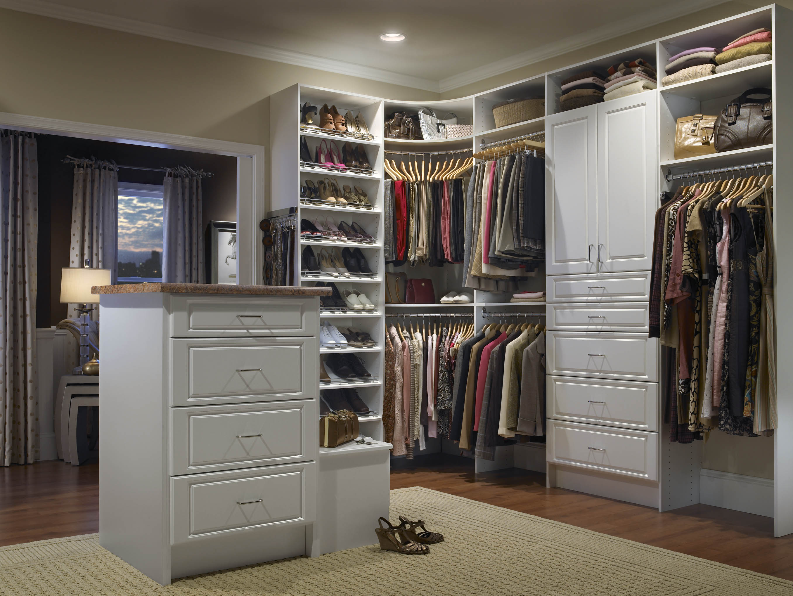 Creating a Custom Closet Space for Maximum Efficiency and Style - Closet &  Beyond