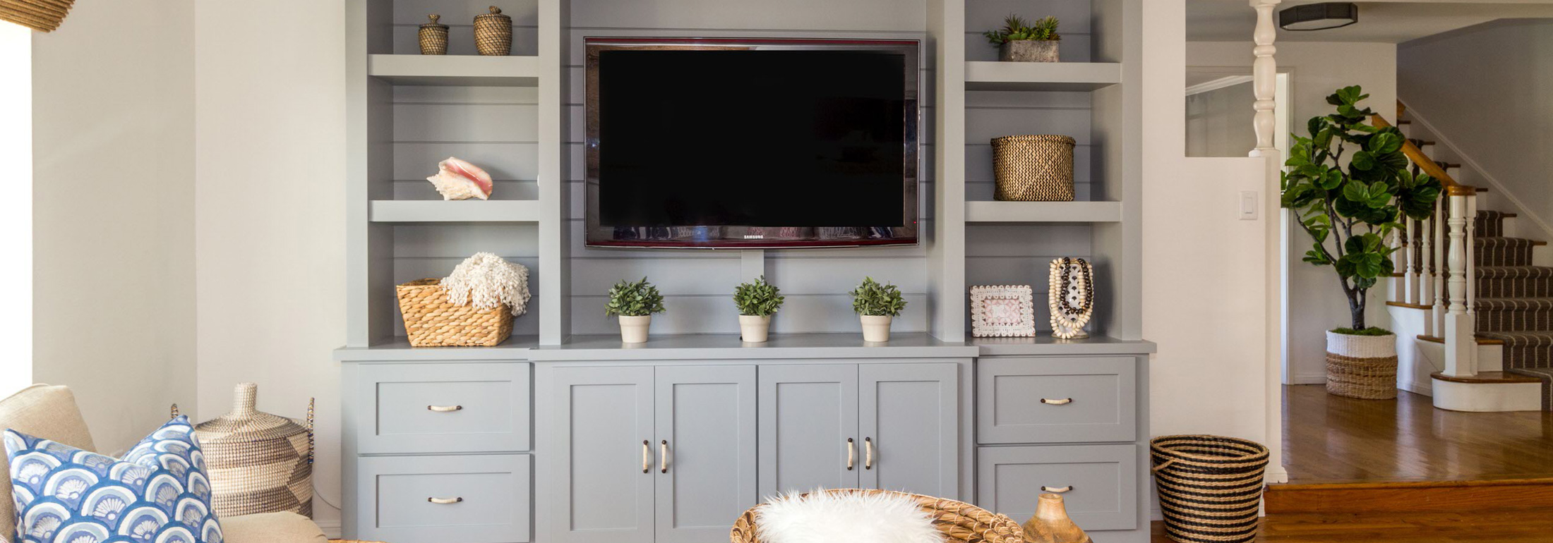 closet organization for professionals