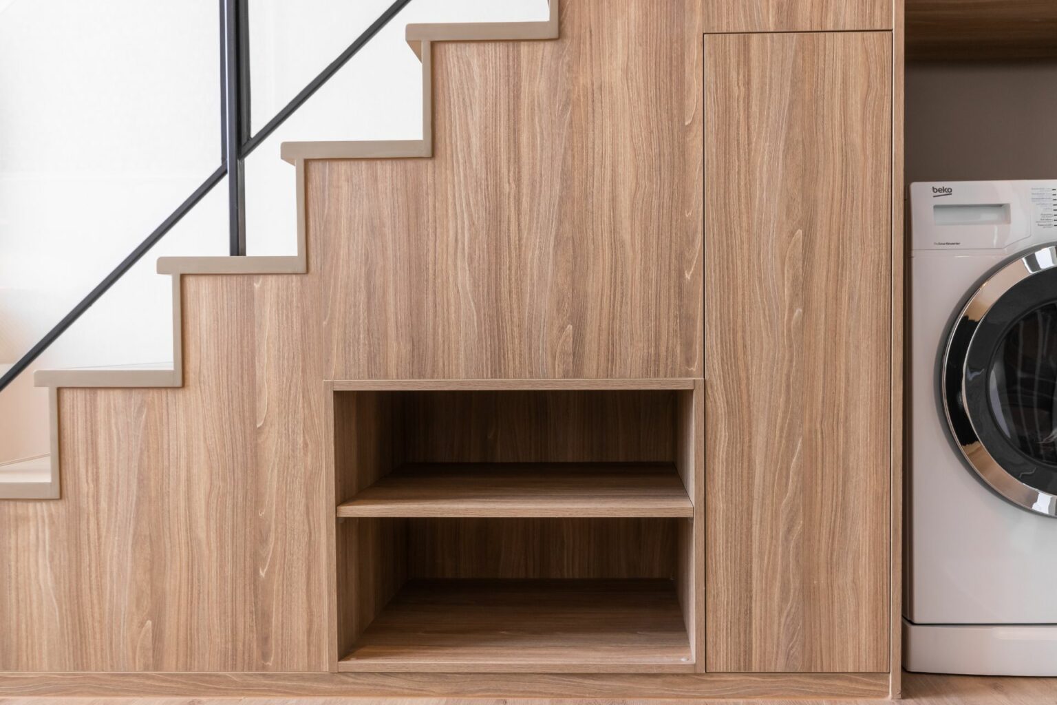 Smart and Stylish Under Stairs Closet Ideas to Maximize Your Space ...