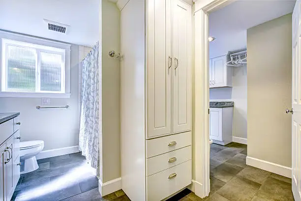 Transform Linen Storage with Custom Closet Systems - Closet & Beyond