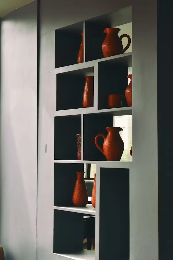 custom closet systems for art display