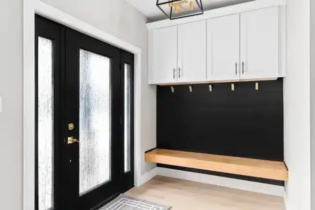 black and white mudroom entryway